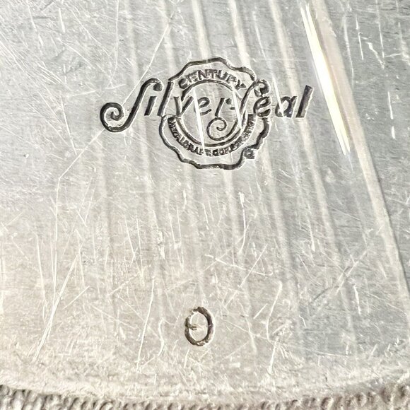 Vintage Silver Seal Heart Shaped Triangle Pot - Picture 10 of 10